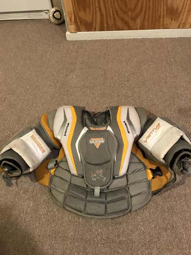 Vaughn ventus chest protector  LT88