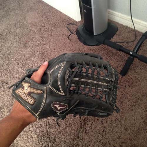 Mizuno MVP Prime Outfield Glove 12.75 Inch