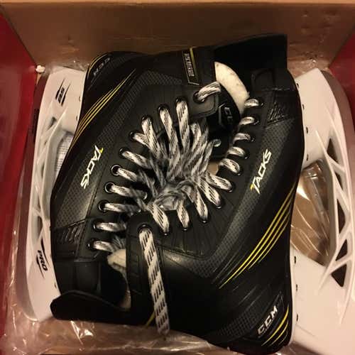 CCM Tacks 2052