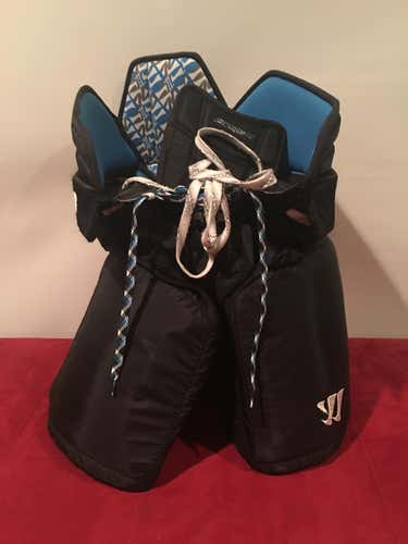 Warrior Projekt Size Small Hockey Pants + FREE SHELL  Pro Stock Return 195