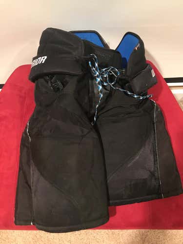 Warrior Covert QR1 Size Medium Hockey Pants + FREE SHELL  Pro Stock Return 167