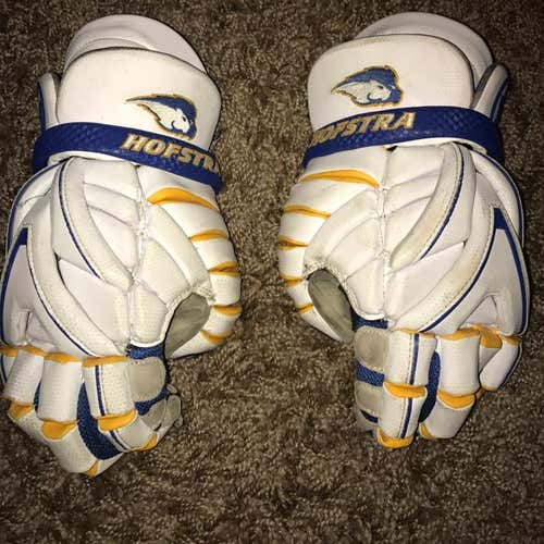 Hofstra Evo Gloves
