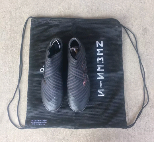 Adidas Nemeziz Agility 360 TF (Triple Black Edition)