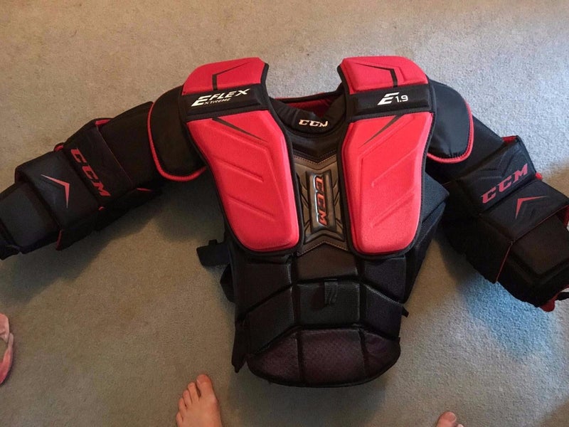 CCM Extreme Flex Shield E1.9 Sr. Chest & Arm Protector