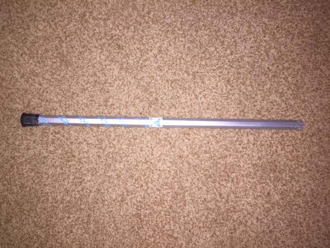 Maverik Bull Lacrosse Shaft