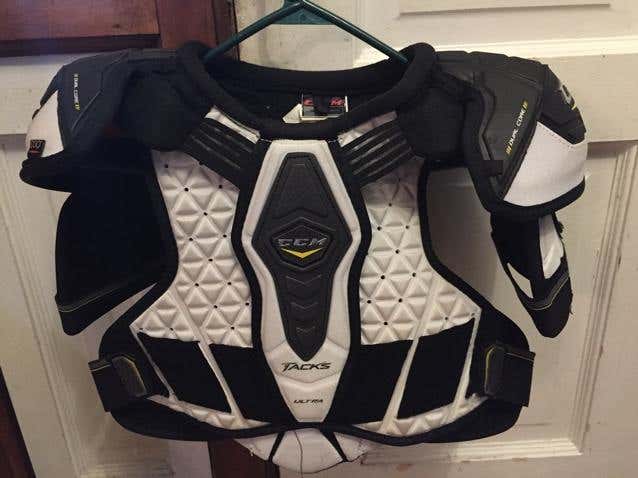 CCM Ultra Tacks Junior Shoulder Pads