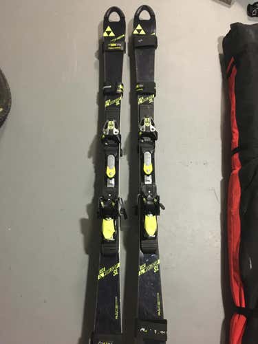 2016 Women's FIS Slalom skis