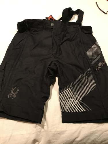 New Spyder Training shorts size XL