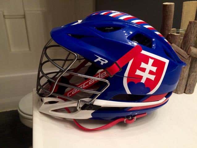 Slovakia Cascade R Helmet