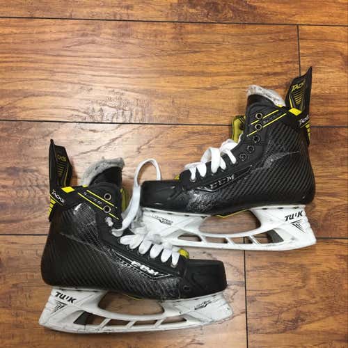 Pro Stock CCM Super Tacks Skates w/ Tuuk Edge Holders