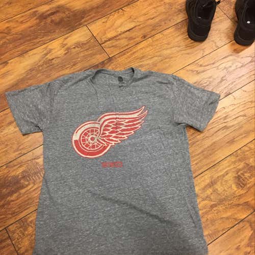 Detroit Red Wings CCM Vintage Logo T-shirt