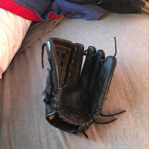 12inch Mizuno MVP glove