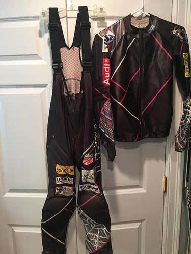 Medium Used US Ski Team Spyder 2 piece Padded SL suit