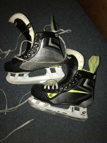 Graf Ultra G8035 Skates