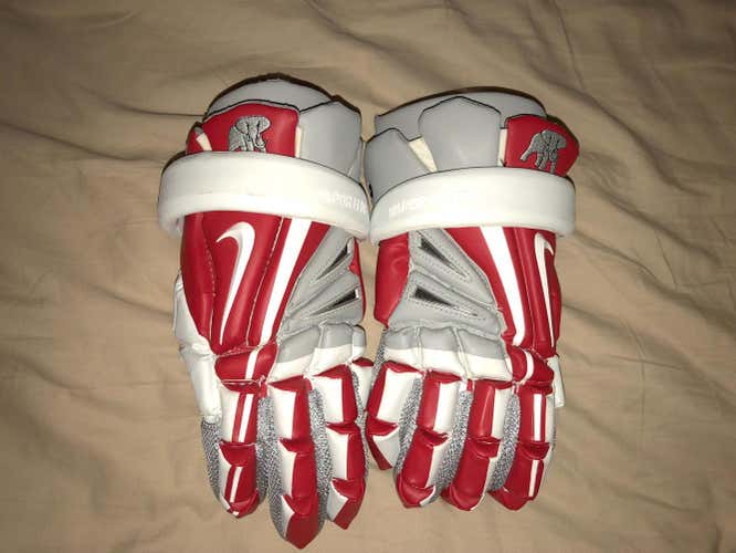 Alabama Nike Vapor Elite Gloves