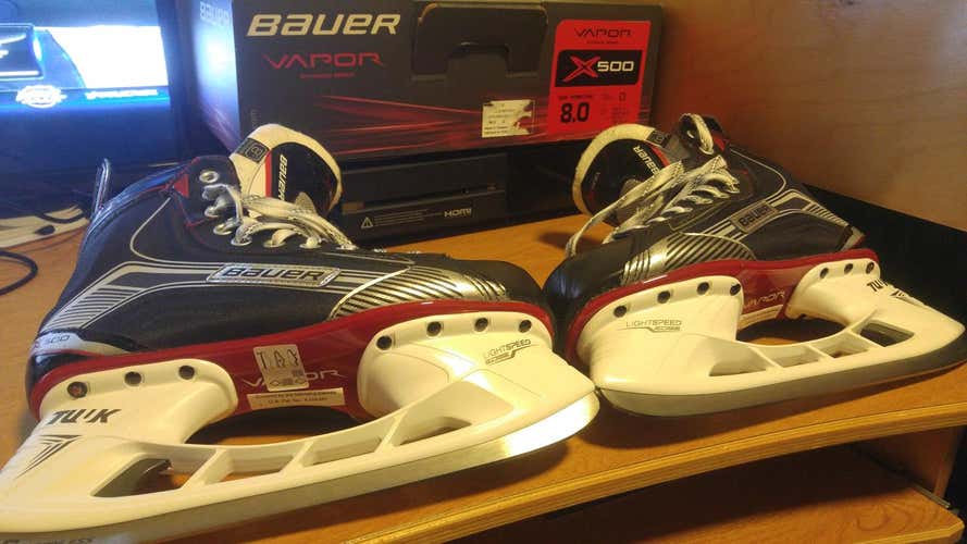 New Bauer Vapor X500 Senior Hockey Skates