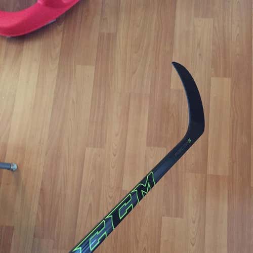 CCM RECKONER 87flex Datsyuk Curve