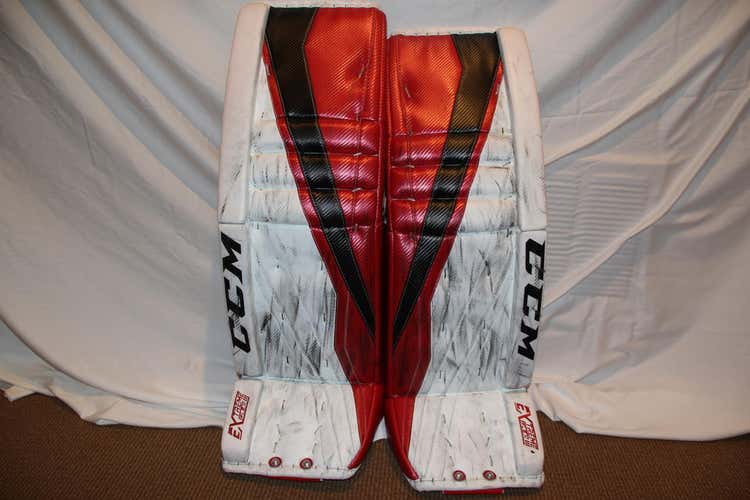 Pro Stock CCM Extreme Flex Pro III Leg Pads