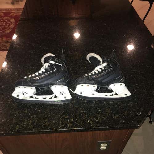 CCM - Ribcor Platinum (Shoe Size 5.5 US, Skate Size 4 US, Width D)