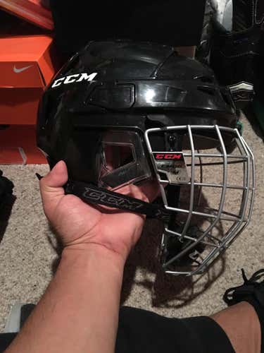 CCM VECTOR 08 sr medium with cage