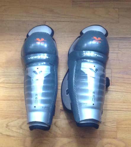 CCM Vector 10.0 10”