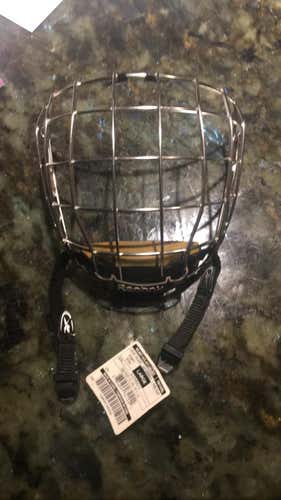 New Reebok 11k Silver Cage Size Large