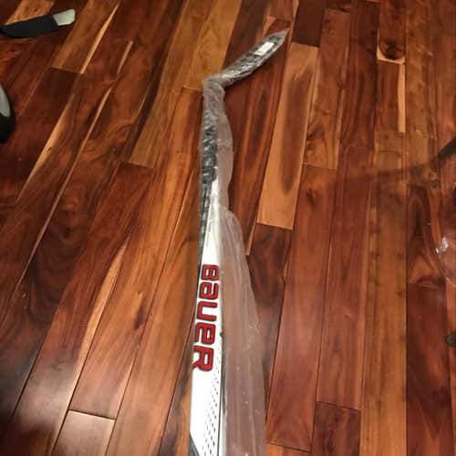 Brand New In Wrapper Bauer Vapor 1X Right Handed RH 87 Flex P92 Ovechkin Grip