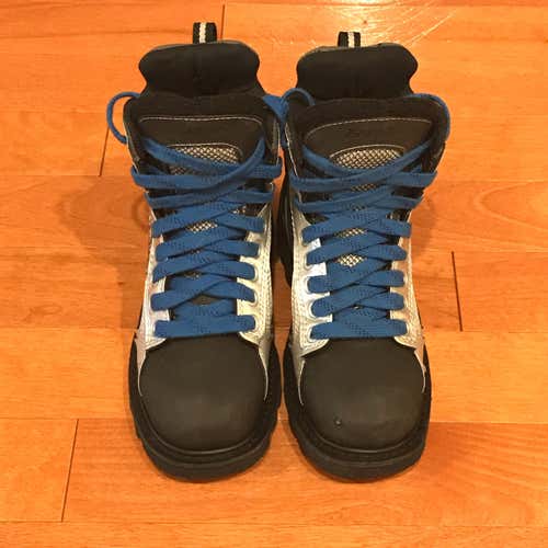 Bari "Rookie" Winter Hockey Style Boots with Vibram Soles - Size 4.5