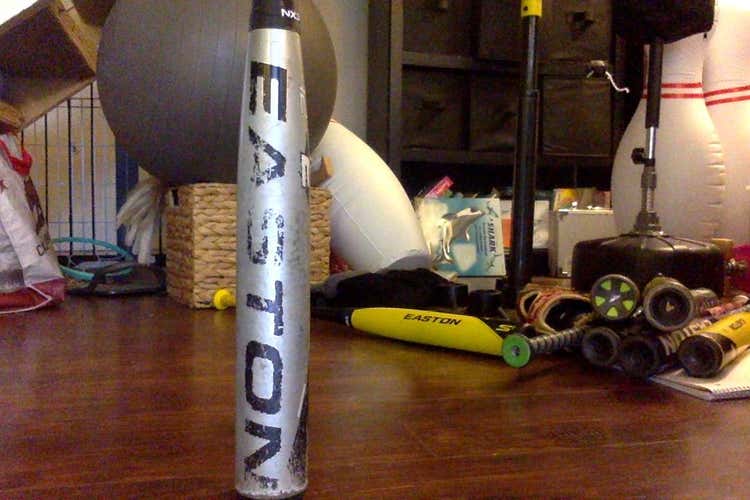 Easton OMEN 30" 18oz