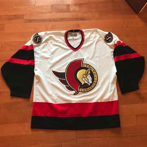 Authentic Collection Center Ice NHL Jersey Ottawa Senators, Size 52, with Fight Strap