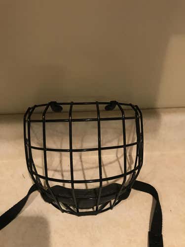 CCM Face Mask FMV04 M