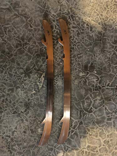 Bauer LS2 296 Runners Compound Custom Radius 8/14 w/ minor forward pitch