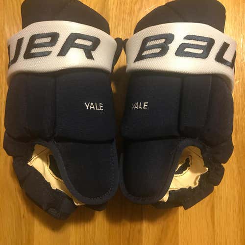 Brand New Bauer Vapor Pro Team NCAA Return Yale University Size 14