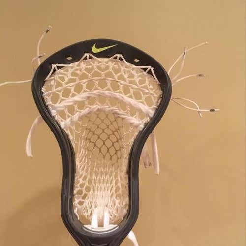 Nike Lakota U strung w/ StringKing2x
