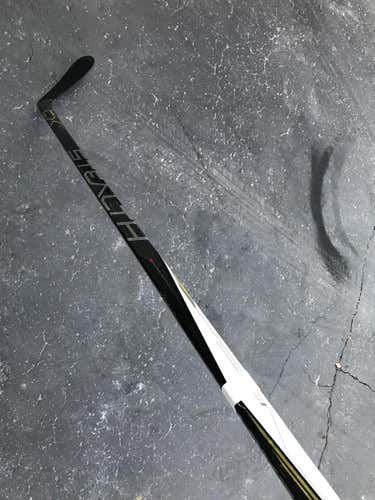 Easton Stealth CX ST - RH - 85 Flex - E3 (p92) - Grip Hockey Stick