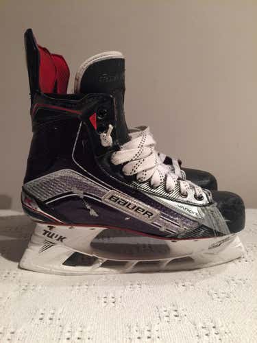 Bauer Vapor 1X Size 9 Pro Stock NCAA Return