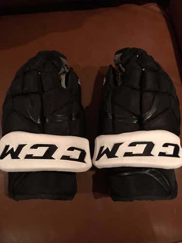 CCM Pro Stock HG12 14" Gloves