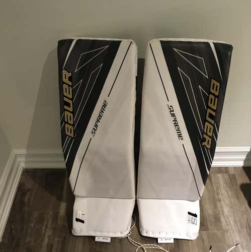 Small Bauer 1S Custom Leg Pads