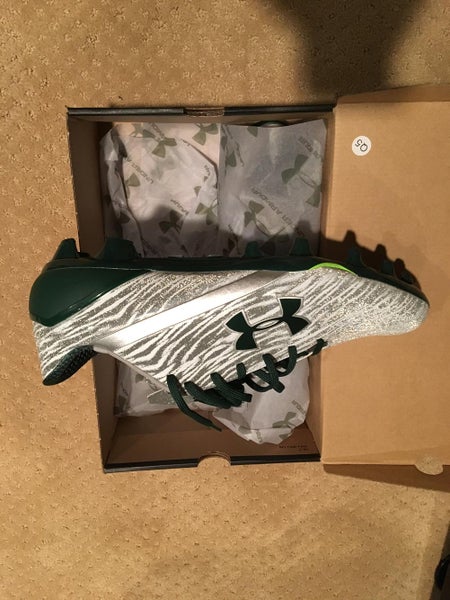 Loyola Greyhounds Spotlight cleats - size 12 - brand new