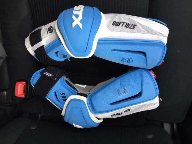 STX Stallion 500 Attack Arm Guards  (Carolina Blue and White)