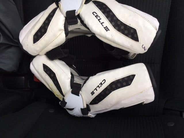 STX Cell III-  Attack Arm Guards White