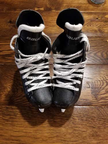 Bauer junior supreme 140 size 2