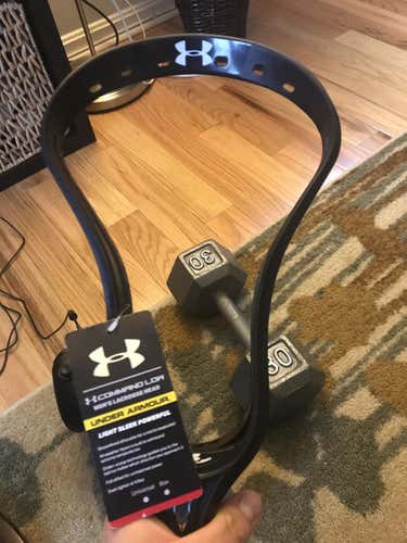 BNWT Under Armour Command Low