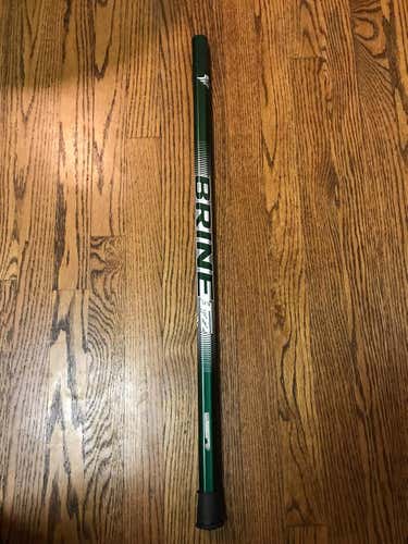 Brine F22 Lacrosse Shaft Dark Green