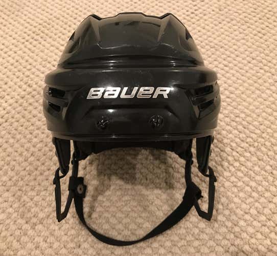 NHL PRO STOCK BAUER RE-AKT HOCKEY HELMET, BLACK, SIZE SMALL, PRO RETURN