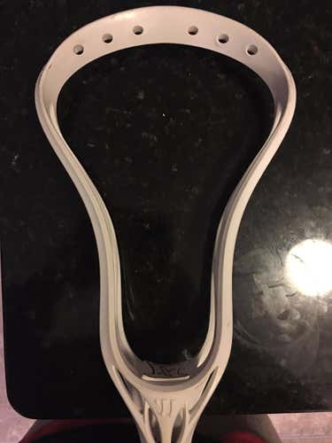Warrior Evo 4, Unstrung