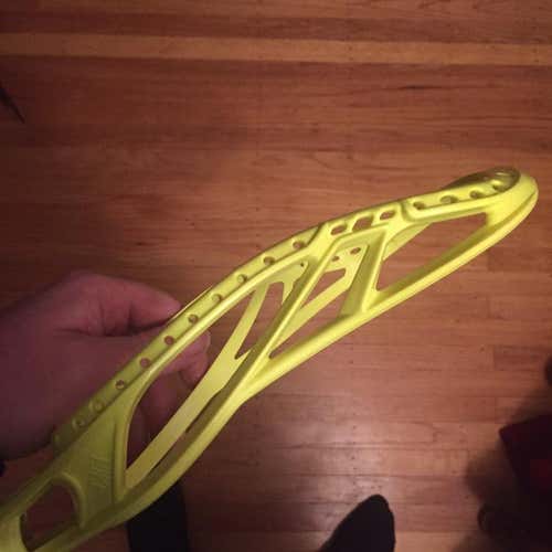 Nike Lakota