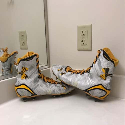 Team Issued Towson Cleats Sz.11