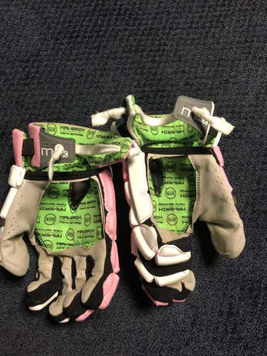 Salt Shakerz Maverik MAX Gloves 13”
