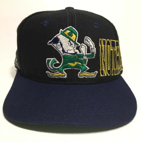 Vintage Norte Dame Fighting Irish Snapback Hat